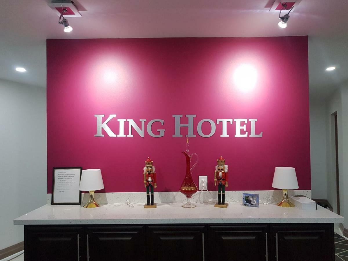 King Hotel Palmerston Exterior photo